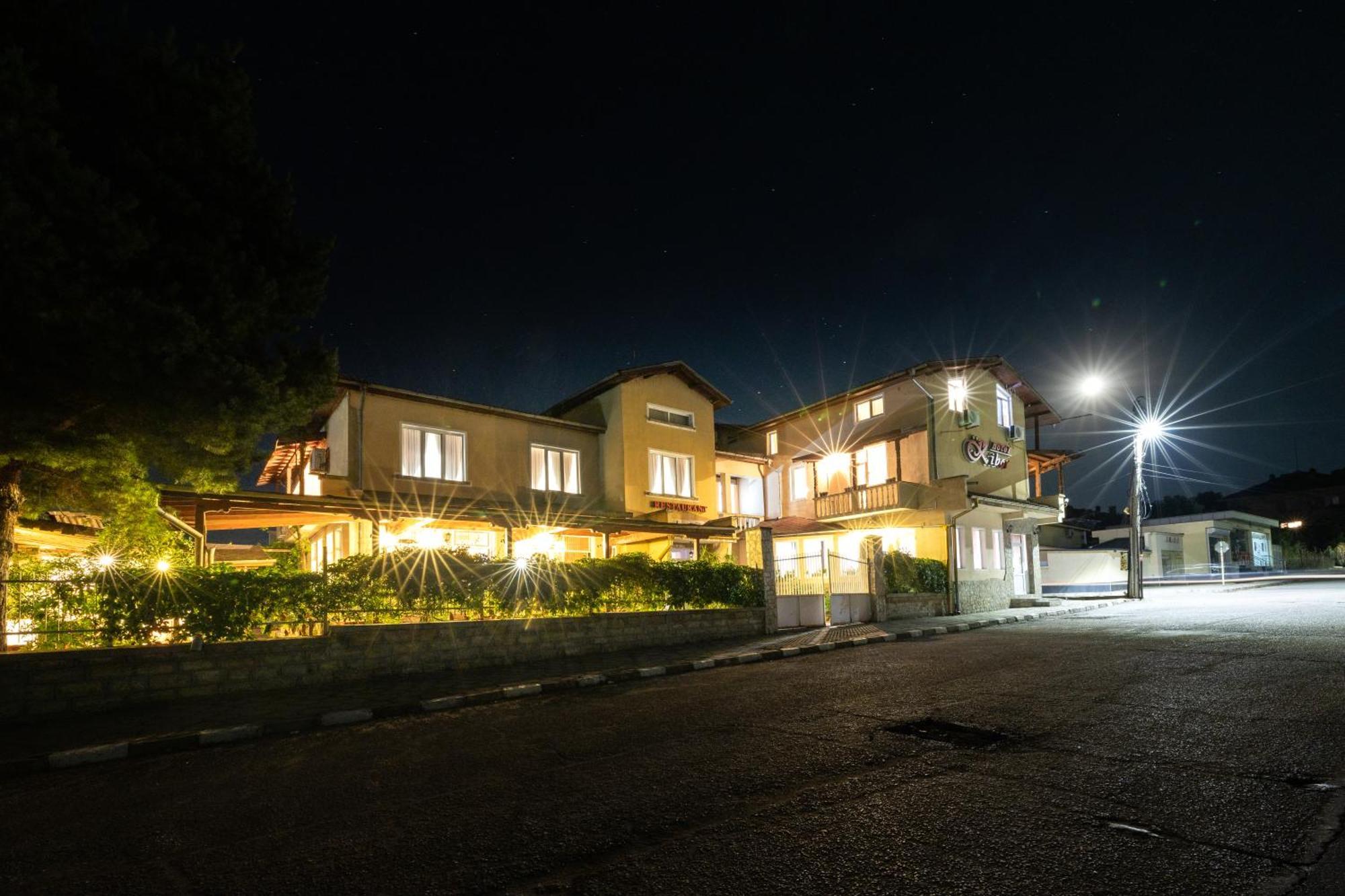 Hotel Kibor Gulubovo  Exterior photo